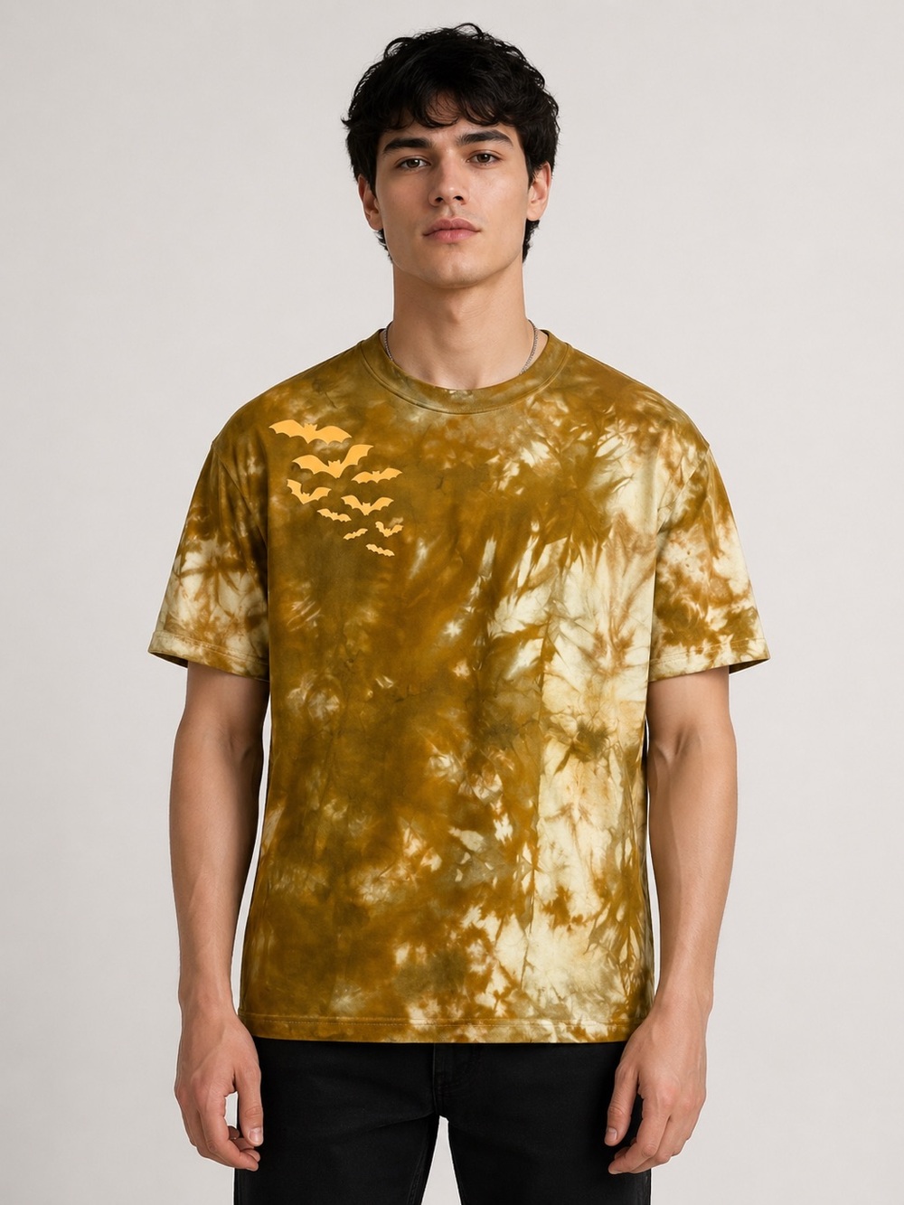 Gildan Ice Dyed Halloween Glow in the Dark Bats Tee L